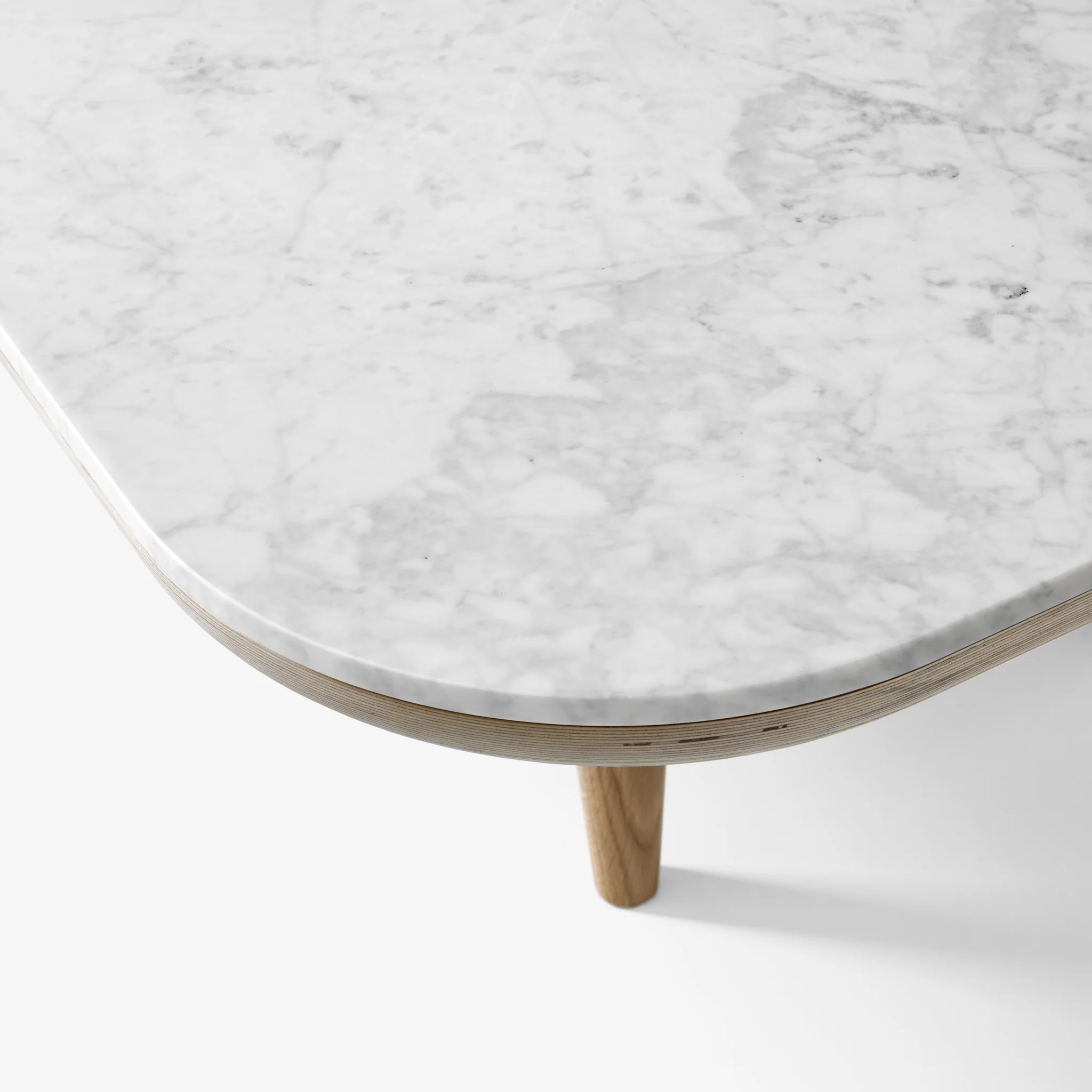 Fly Table SC5 by &Tradition - Image 3