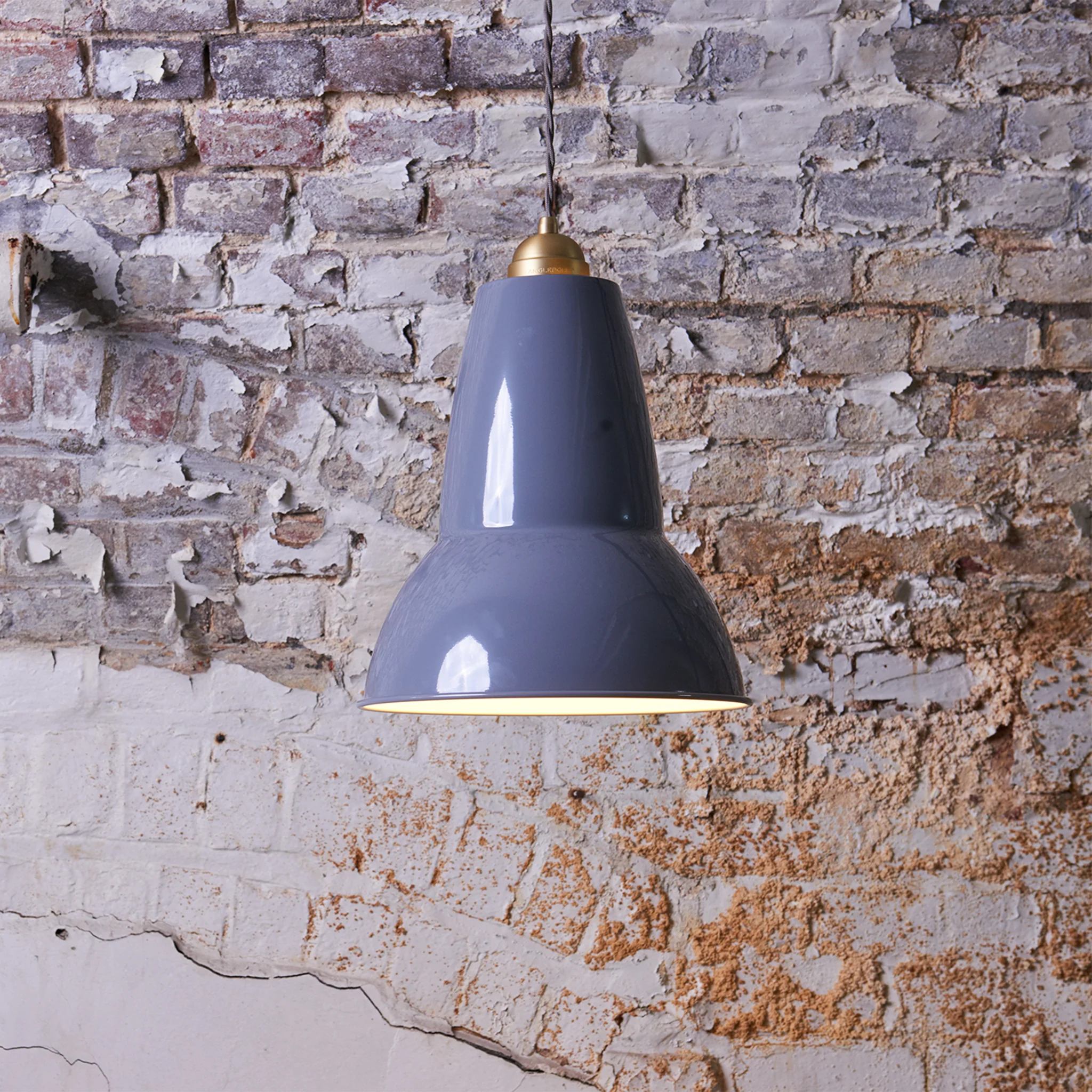 Original 1227™ Maxi Brass Pendant - Image 5
